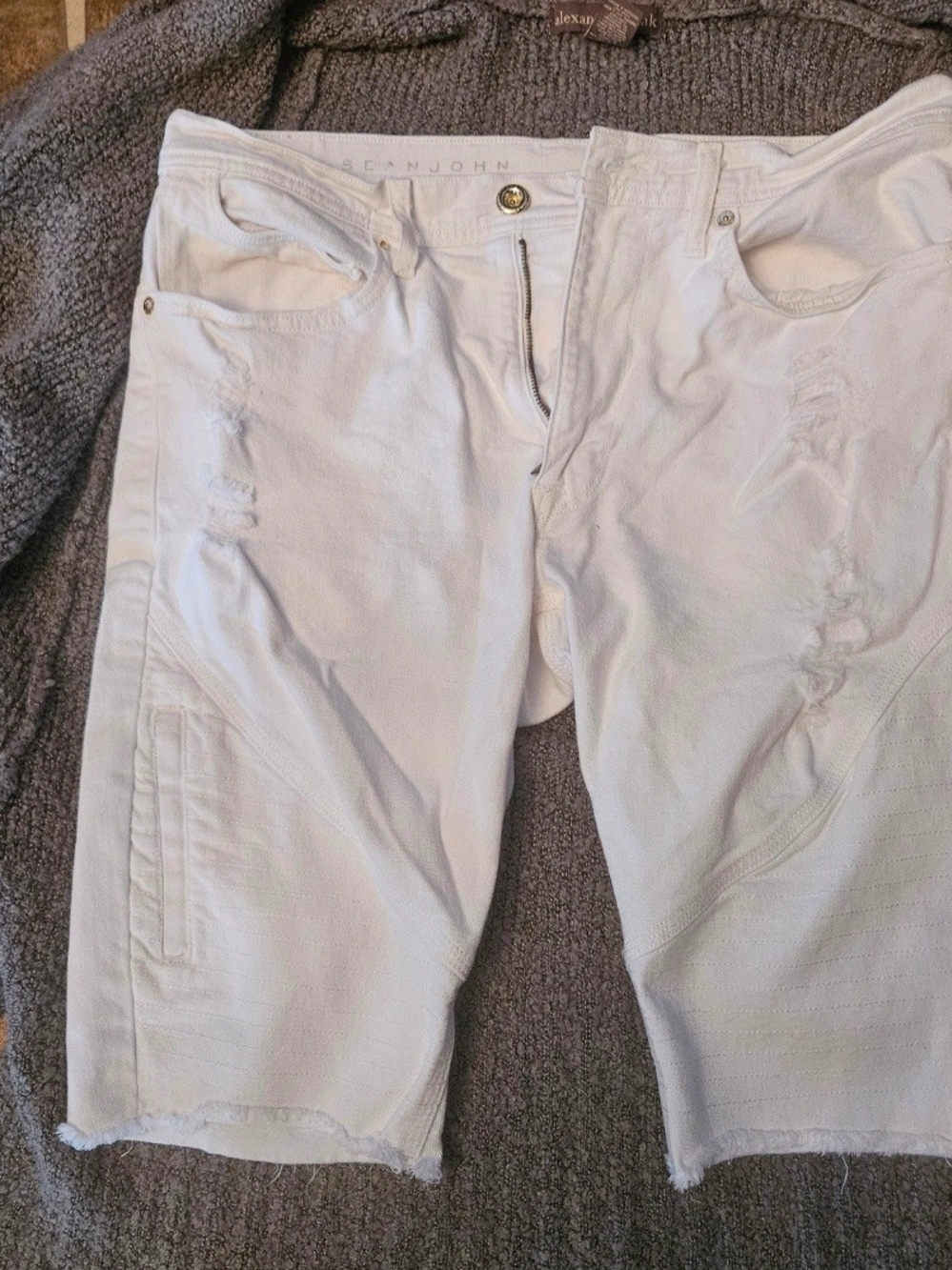 Sean John White Distressed Womens Shorts